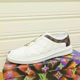 Picture of Louis Vuitton Shoes _SKULVsz38-44mnf020415245